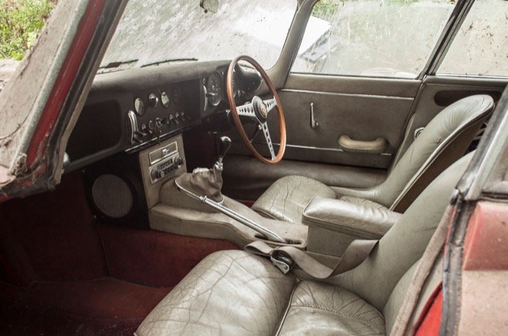 Клад в старом гараже: 1964 Jaguar E-Type Клад в старом гараже: 1964 Jaguar E-Type