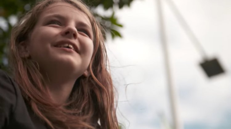 Одноклассники устроили травлю 13-летней девочки. Через две недели ее не стало... Одноклассники устроили травлю 13-летней девочки. Через две недели ее не стало...