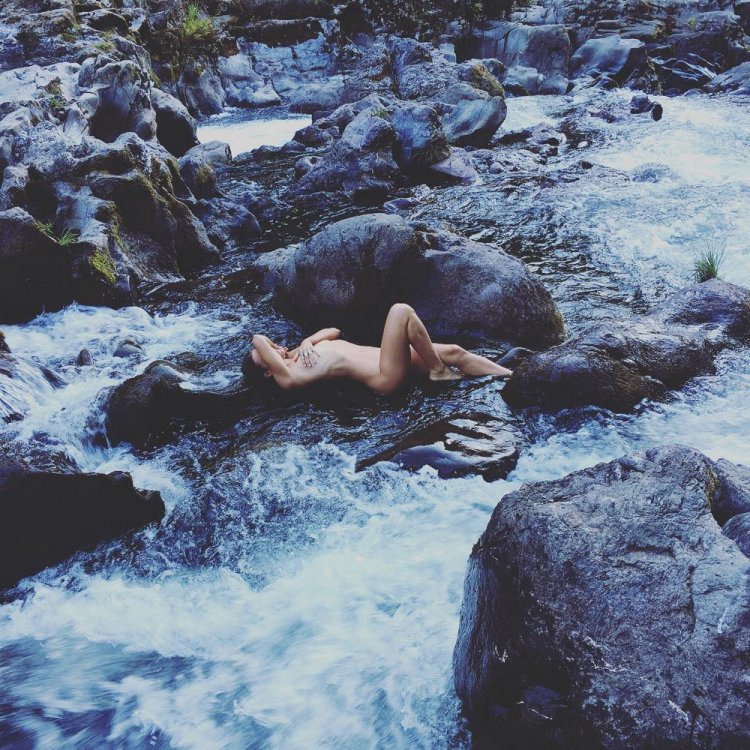 Instagram обнаженной хиппи Instagram обнаженной хиппи