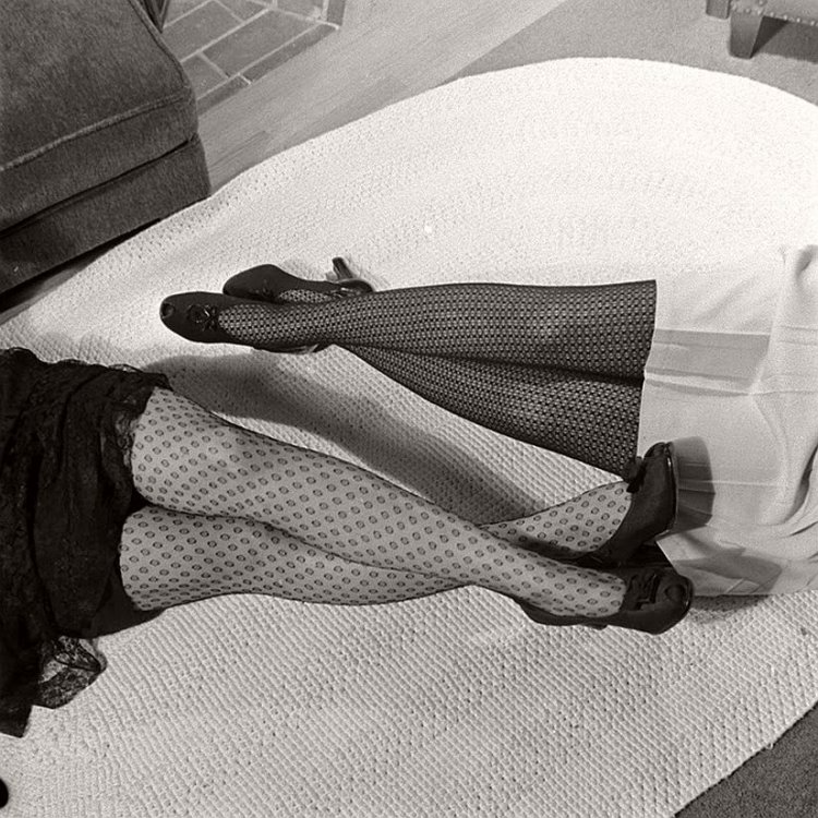 Винтажный гламур: девушки в чулках 1940-1950-х Винтажный гламур: девушки в чулках 1940-1950-х