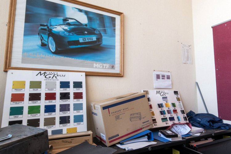 Заброшенный автомобильный завод Longbridge MG Rover Заброшенный автомобильный завод Longbridge MG Rover