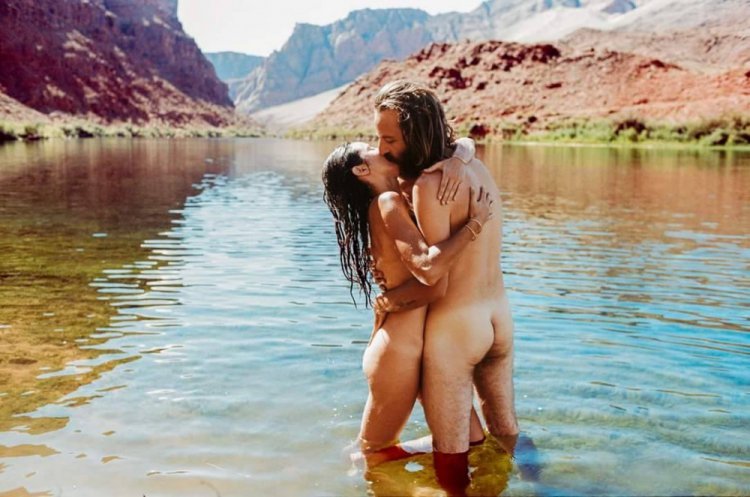 Влюбленные пары в фотопроекте «Амурные интимности» Влюбленные пары в фотопроекте «Амурные интимности»