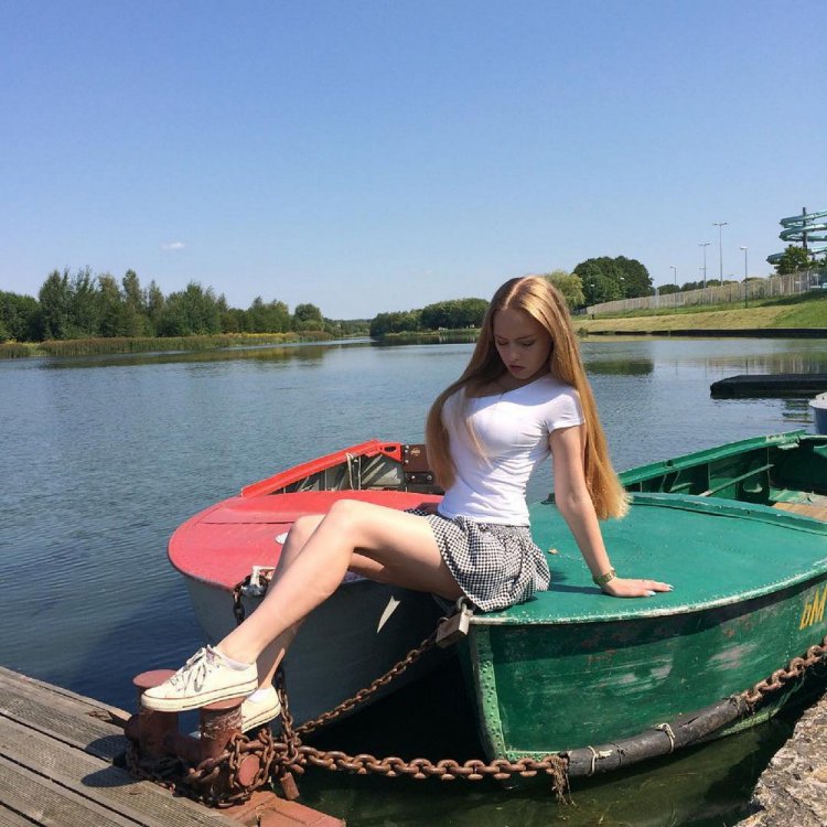 «Самая горячая учительница математики в мире» из Минска «Самая горячая учительница математики в мире» из Минска