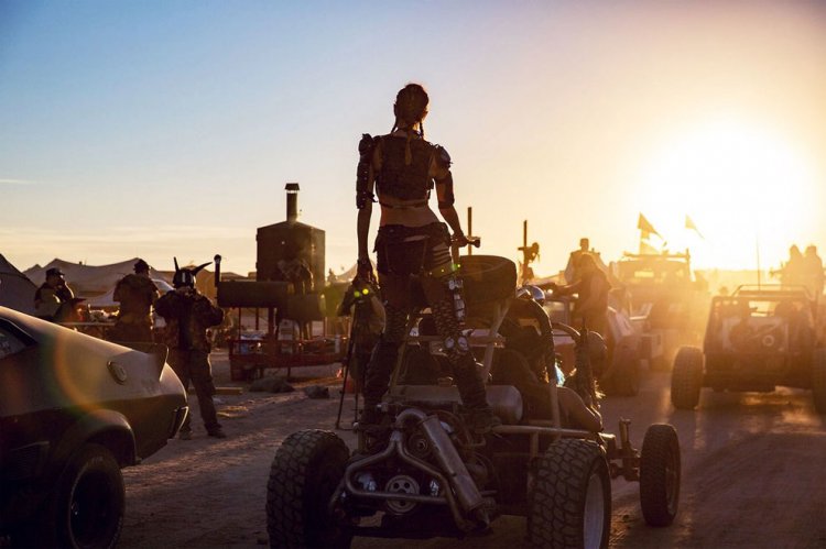 Фестиваль в стиле Безумного Макса «Wasteland» Фестиваль в стиле Безумного Макса «Wasteland»