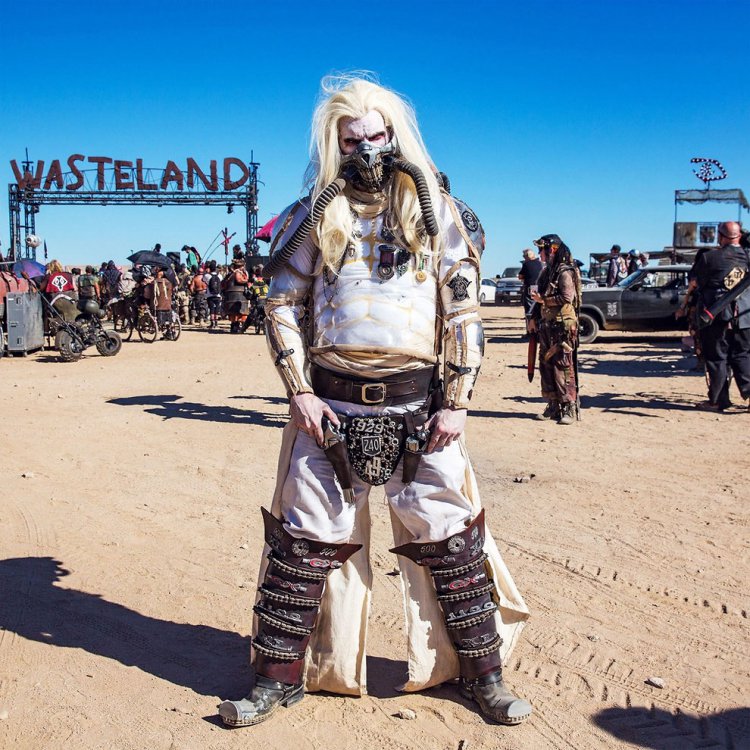 Фестиваль в стиле Безумного Макса «Wasteland» Фестиваль в стиле Безумного Макса «Wasteland»