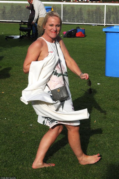 Гламурные любители скачек Australian Geelong Cup Гламурные любители скачек Australian Geelong Cup
