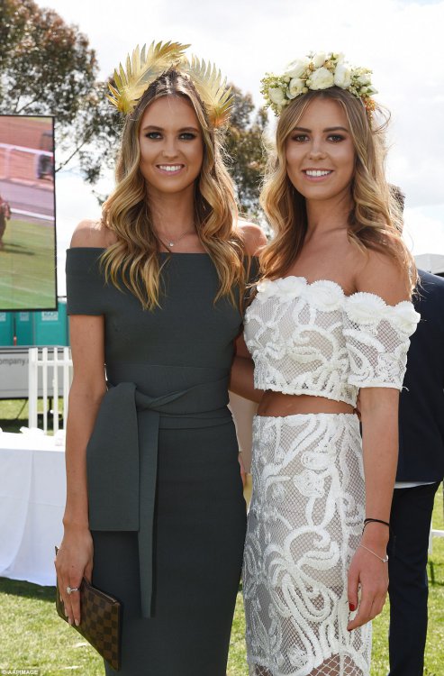 Гламурные любители скачек Australian Geelong Cup Гламурные любители скачек Australian Geelong Cup