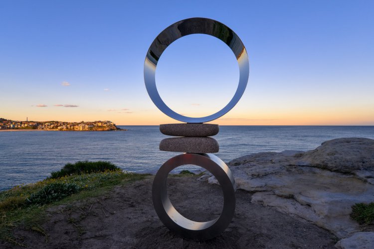 Скульптуры у моря на выставке “Sculpture by the Sea” Скульптуры у моря на выставке “Sculpture by the Sea”