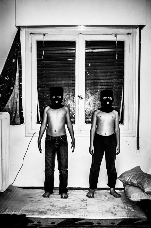Жизнь детей-беженцев из Афганистана в фотопроекте «Святые» Жизнь детей-беженцев из Афганистана в фотопроекте «Святые»