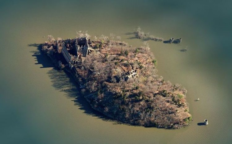 Удаленные острова, забытые человечеством Удаленные острова, забытые человечеством