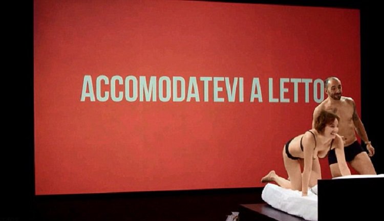 Голые телешоу на западе Голые телешоу на западе