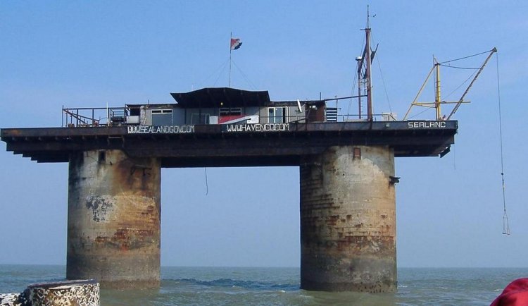 Морские крепости Британии превратились в столицу виртуального государства Морские крепости Британии превратились в столицу виртуального государства