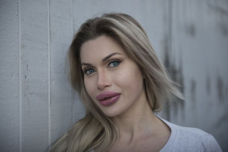 Родители «живой Барби» в шоке от ее трансформаций Родители «живой Барби» в шоке от ее трансформаций