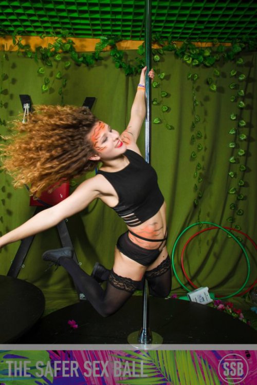 Благотворительная студенческая вечеринка «The Safer Sex Ball» Благотворительная студенческая вечеринка «The Safer Sex Ball»