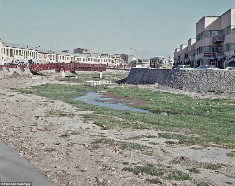 Жизнь до талибов: увлекательные фотографии из Афганистана 60-х и 70-х годов Жизнь до талибов: увлекательные фотографии из Афганистана 60-х и 70-х годов
