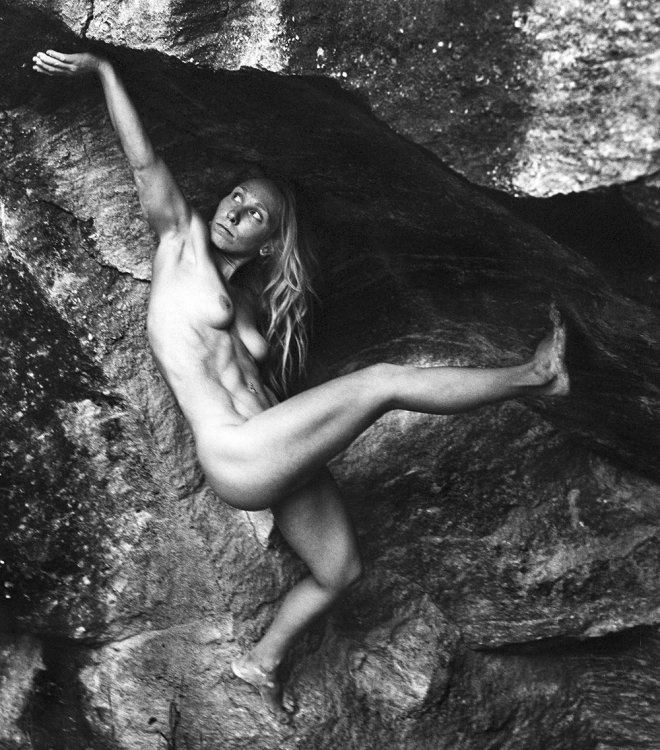 Эротический календарь «Stone Nudes 2017» Эротический календарь «Stone Nudes 2017»