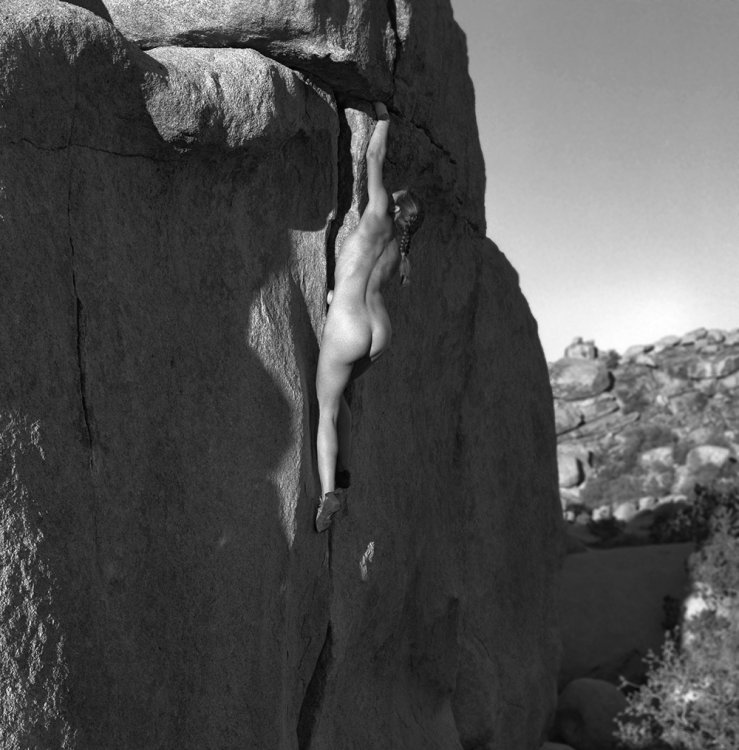 Эротический календарь «Stone Nudes 2017» Эротический календарь «Stone Nudes 2017»