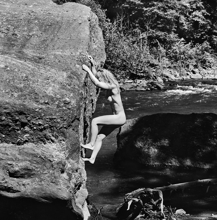 Эротический календарь «Stone Nudes 2017» Эротический календарь «Stone Nudes 2017»
