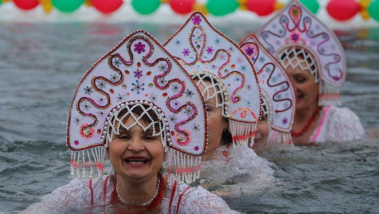 Моржи в кокошниках Моржи в кокошниках