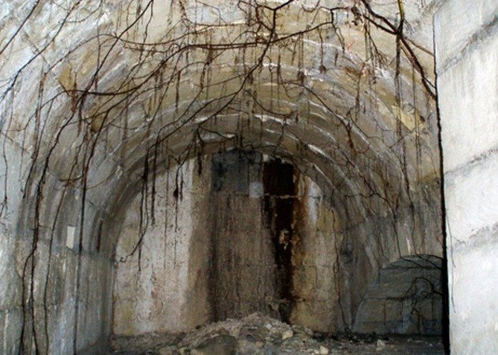 Древние артефакты, найденных под современными городами Древние артефакты, найденных под современными городами
