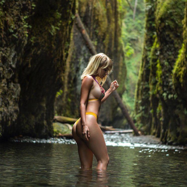 Снимки из Instagram Сары Андервуд Снимки из Instagram Сары Андервуд