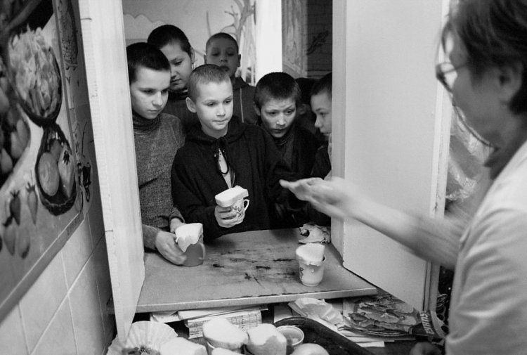 Беспризорники на улицах Киева Беспризорники на улицах Киева
