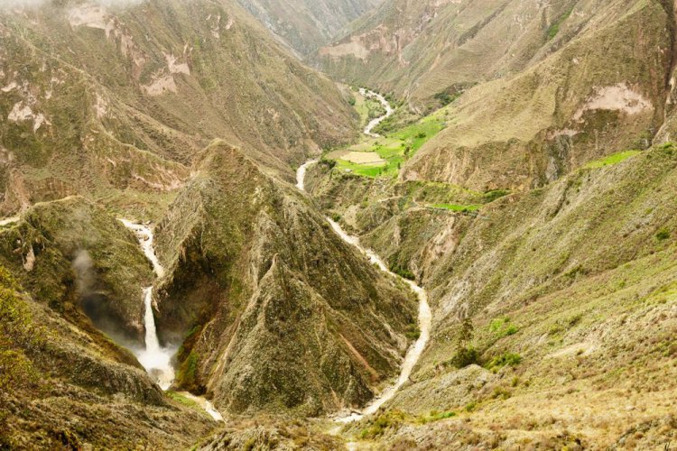 Самые глубокие каньоны на Земле Самые глубокие каньоны на Земле