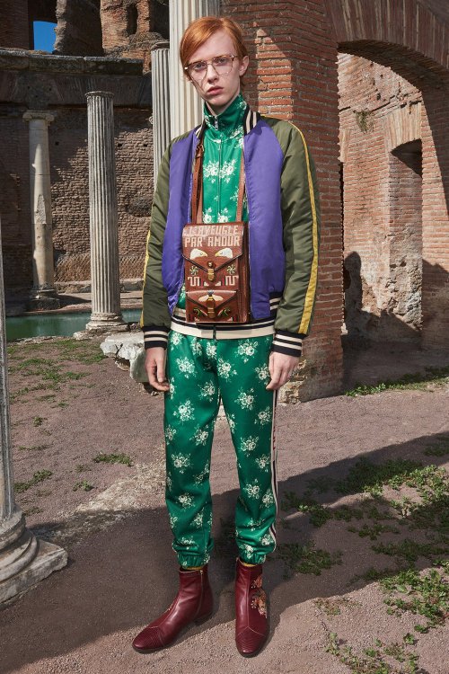    Gucci