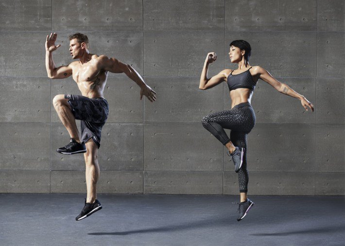 Настасья Самбурская полностью обнажилась в рекламе Reebok (фото) Настасья Самбурская полностью обнажилась в рекламе Reebok (фото)
