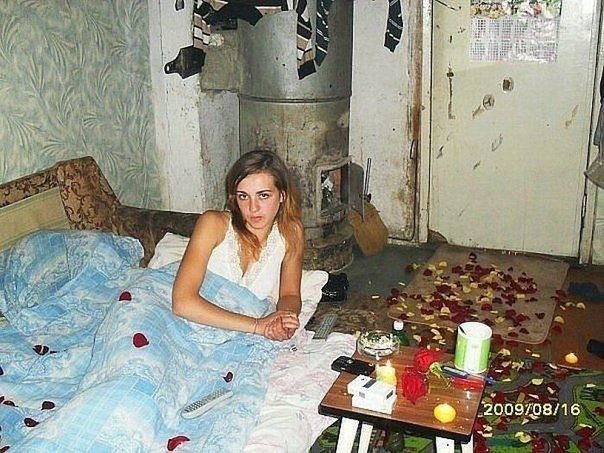 Колхозная романтика: самые нелепые фото признаний в любви Колхозная романтика: самые нелепые фото признаний в любви