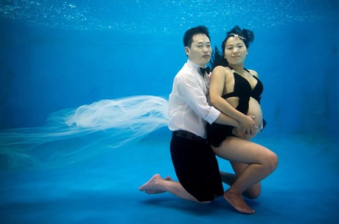 15 очень странных фотосессий беременных, после которых вы усомнитесь в их адекватности 15 очень странных фотосессий беременных, после которых вы усомнитесь в их адекватности