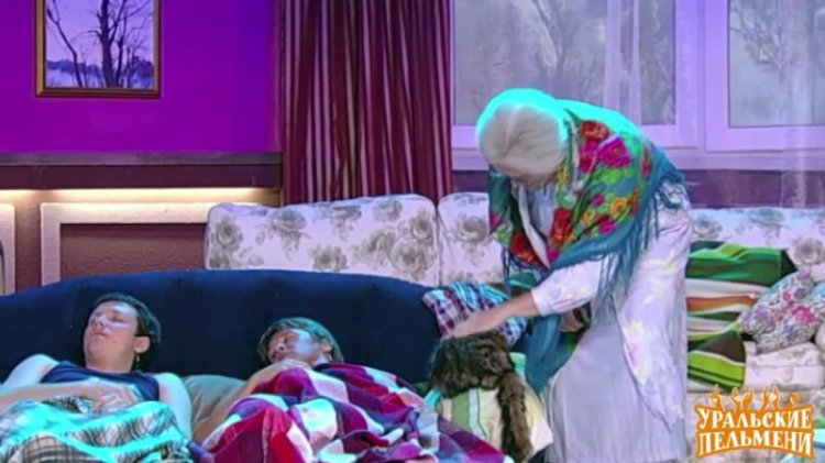 Если бабушке не спится в 4 утра, сон пропадает у всех (видео) Если бабушке не спится в 4 утра, сон пропадает у всех (видео)