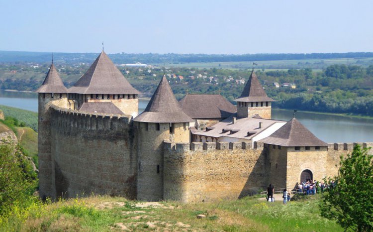 Хотинская крепость Хотинская крепость