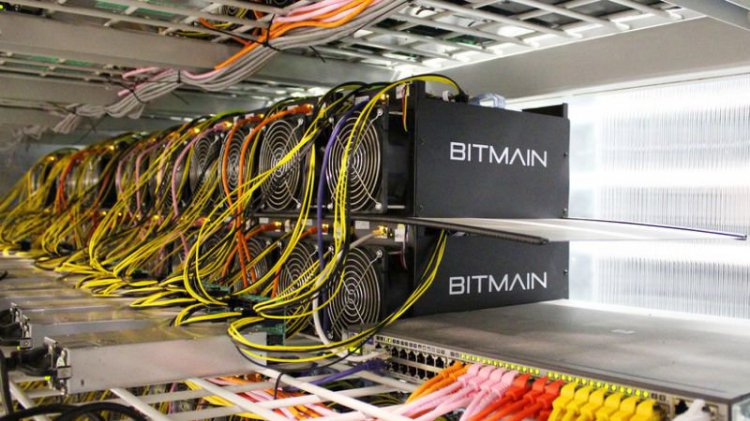 Так что такое биткоин, майнинг и криптовалюта? Так что такое биткоин, майнинг и криптовалюта?