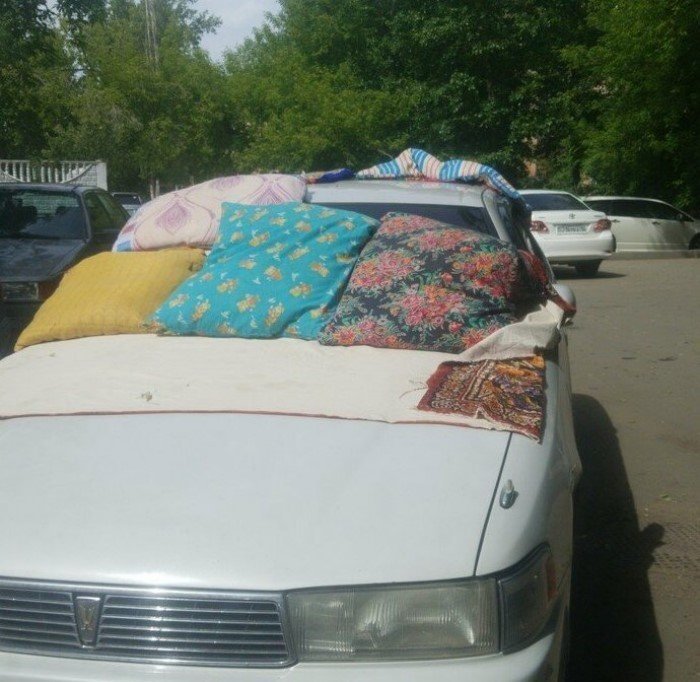 19 странных поступков, которые россияне уже совершили этим жарким летом 19 странных поступков, которые россияне уже совершили этим жарким летом